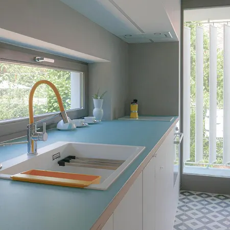 Bronz25 A Velencei-tonal Gárdony