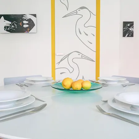 Bronz25 A Velencei-tonal Villa Gardony