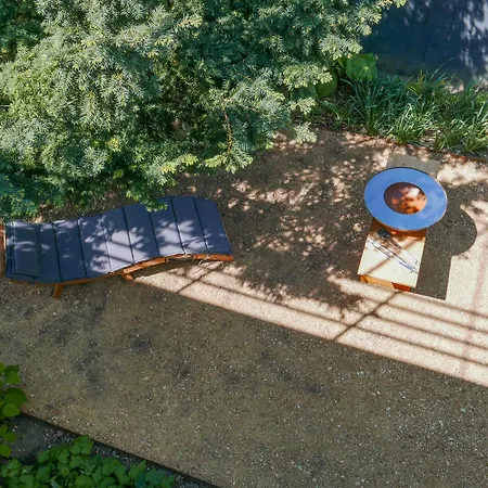 Bronz25 A Velencei-tonal Villa Gárdony