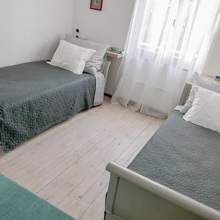 Bronz25 A Velencei-tonal * Gárdony