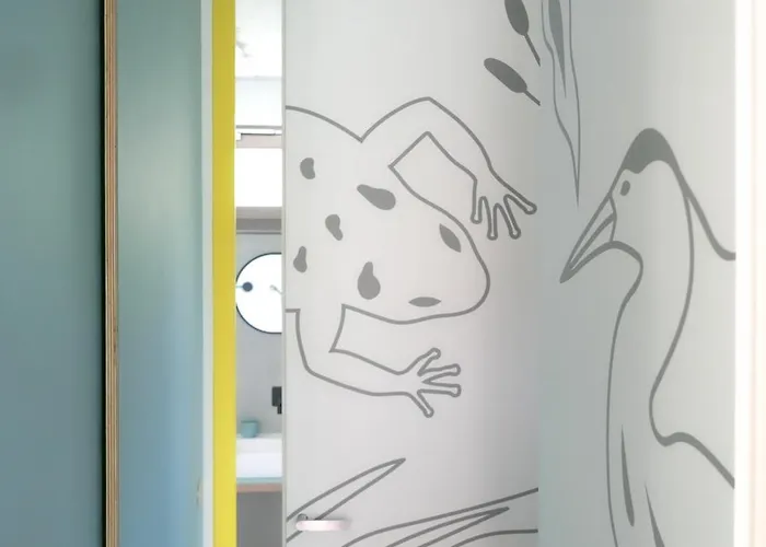 Bronz25 A Velencei-tonal Βίλα *