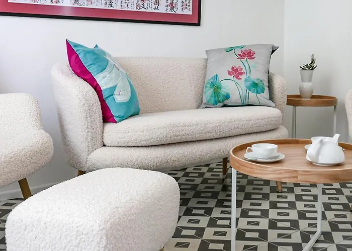 Bronz25 A Velencei-tonal וילה