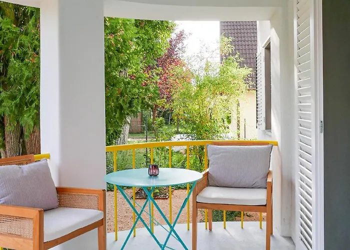 Bronz25 A Velencei-tonal