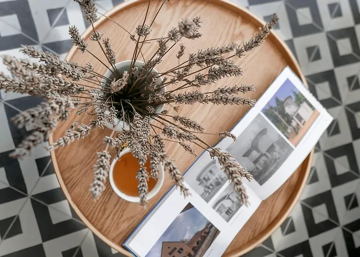 Βίλα Bronz25 A Velencei-tonal