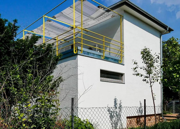 Bronz25 A Velencei-tonal * Gárdony