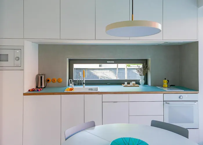 Βίλα Bronz25 A Velencei-tonal